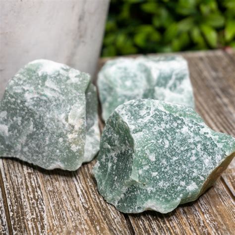 green aventurine crystal cleaning